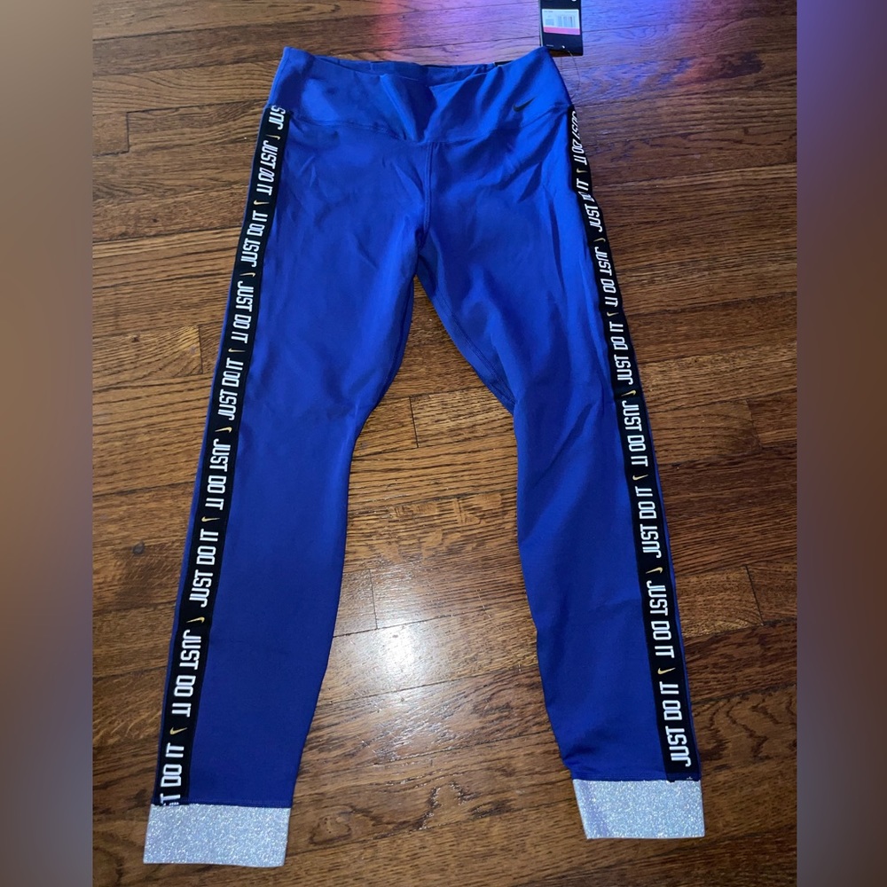 The Nike One Tight Fit Midrise 7/8 Length